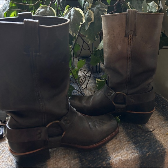 Frye Harness Boot 12R - Picture 3 of 7
